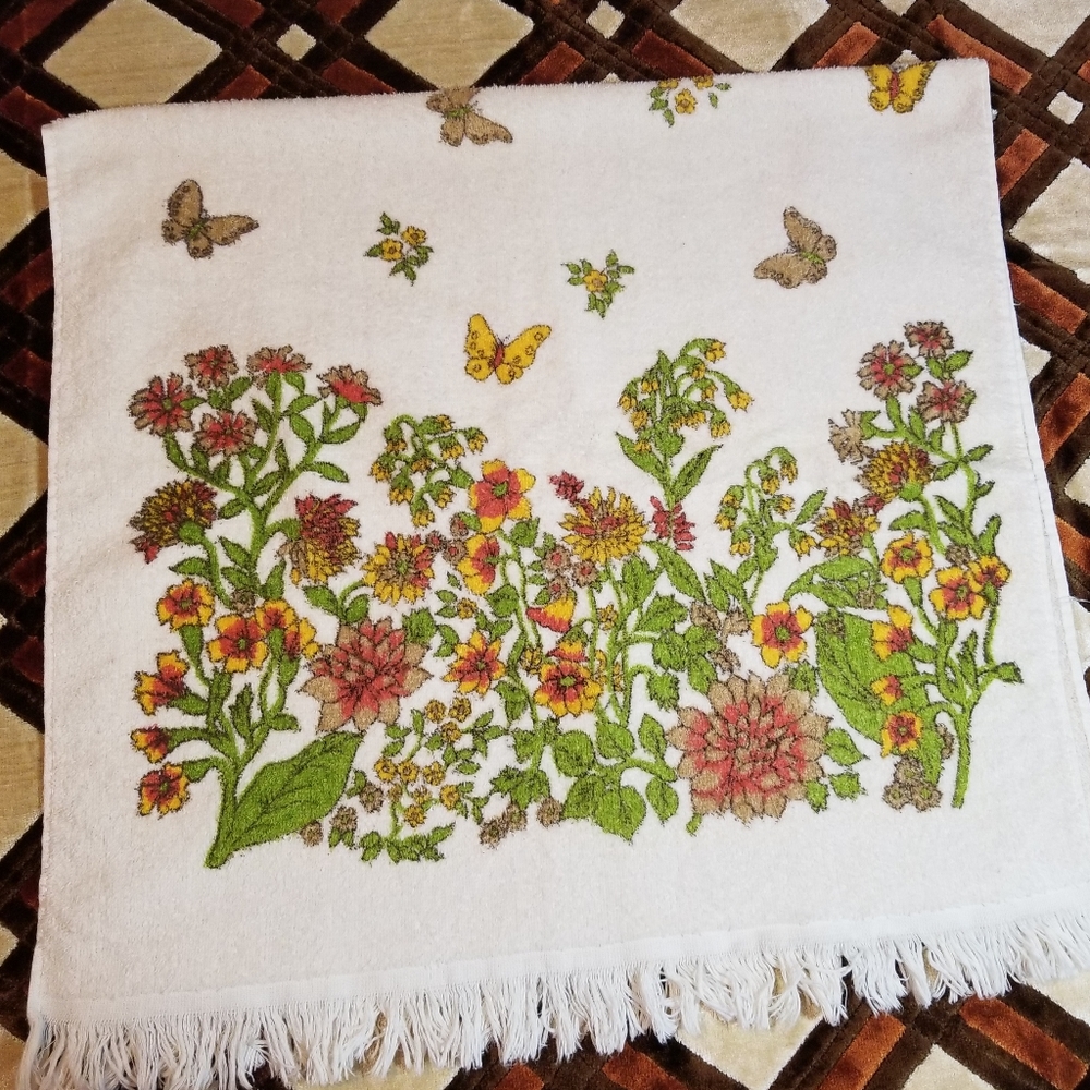 Vintage Butterfly Bathtowel